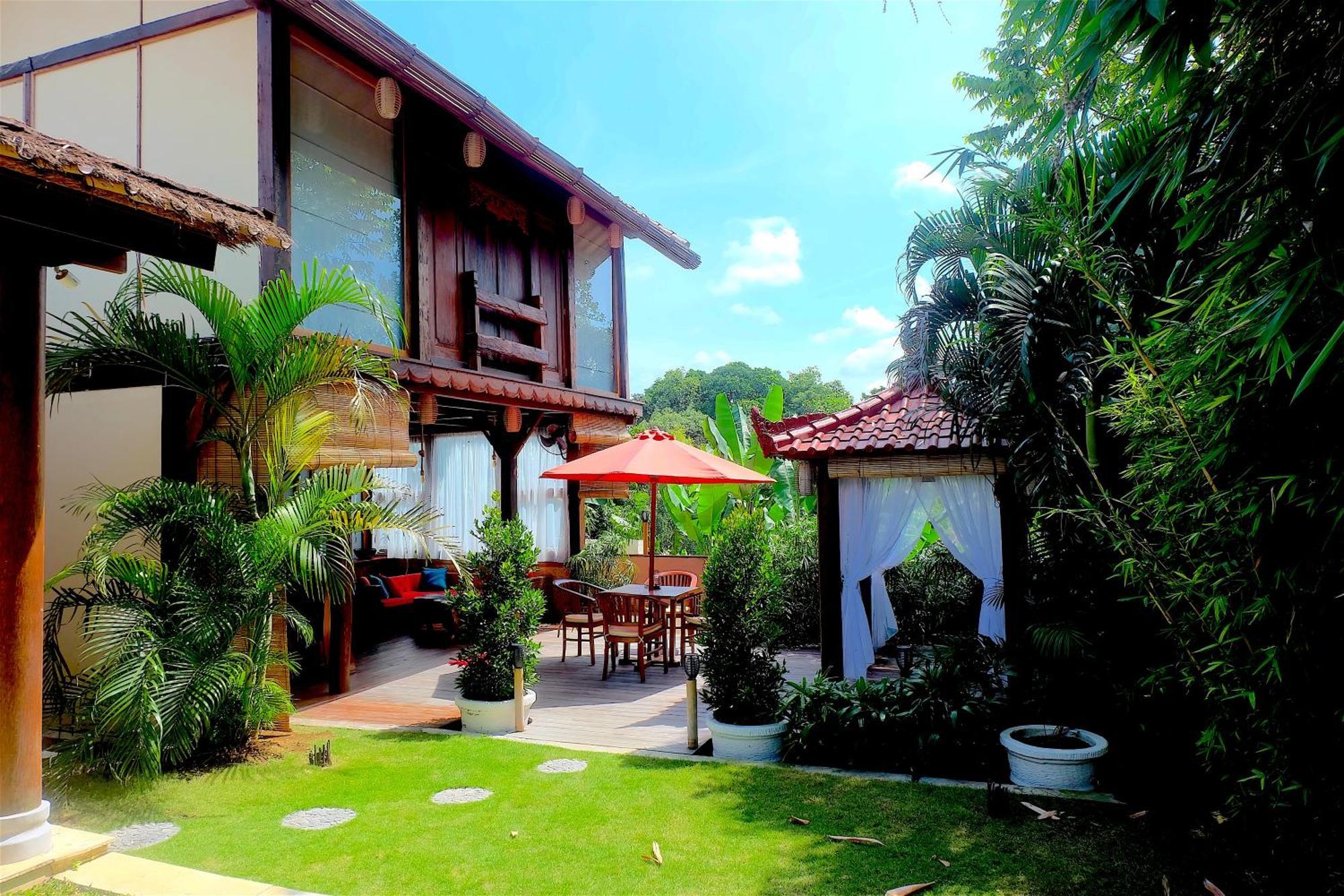 Villa Pilou Boutique Hotel Tanah Lot Exteriör bild